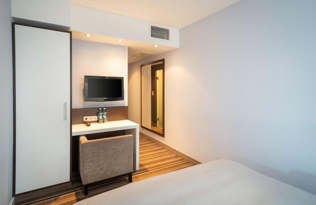 Rilano 24/7 Hotel Muenchen Bagian luar foto